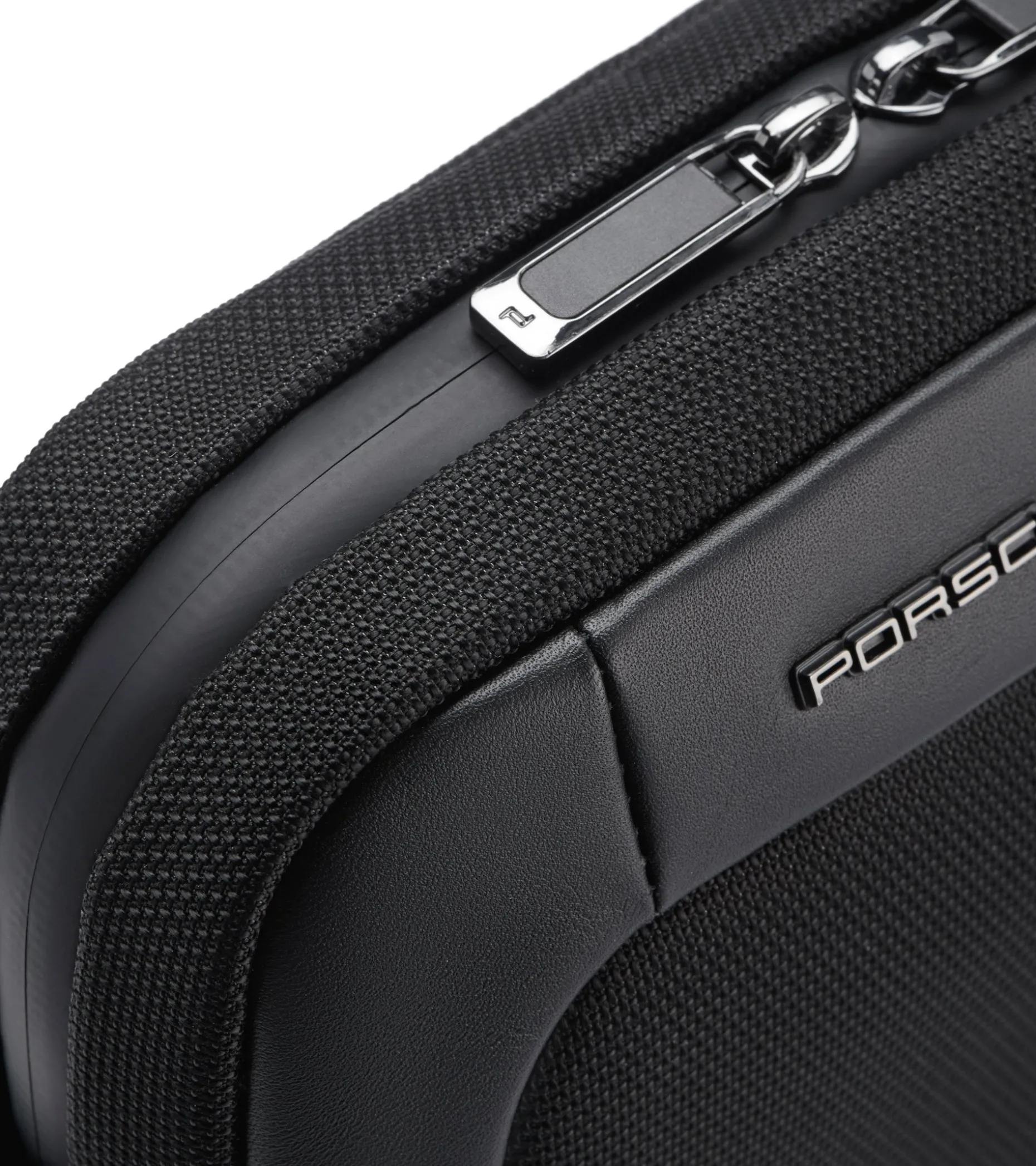 Roadster Nylon Shoulderbag Xs