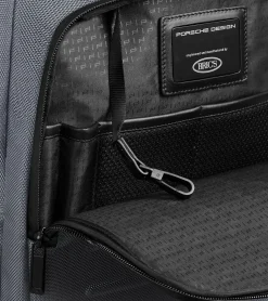 Roadster Pro Backpack L