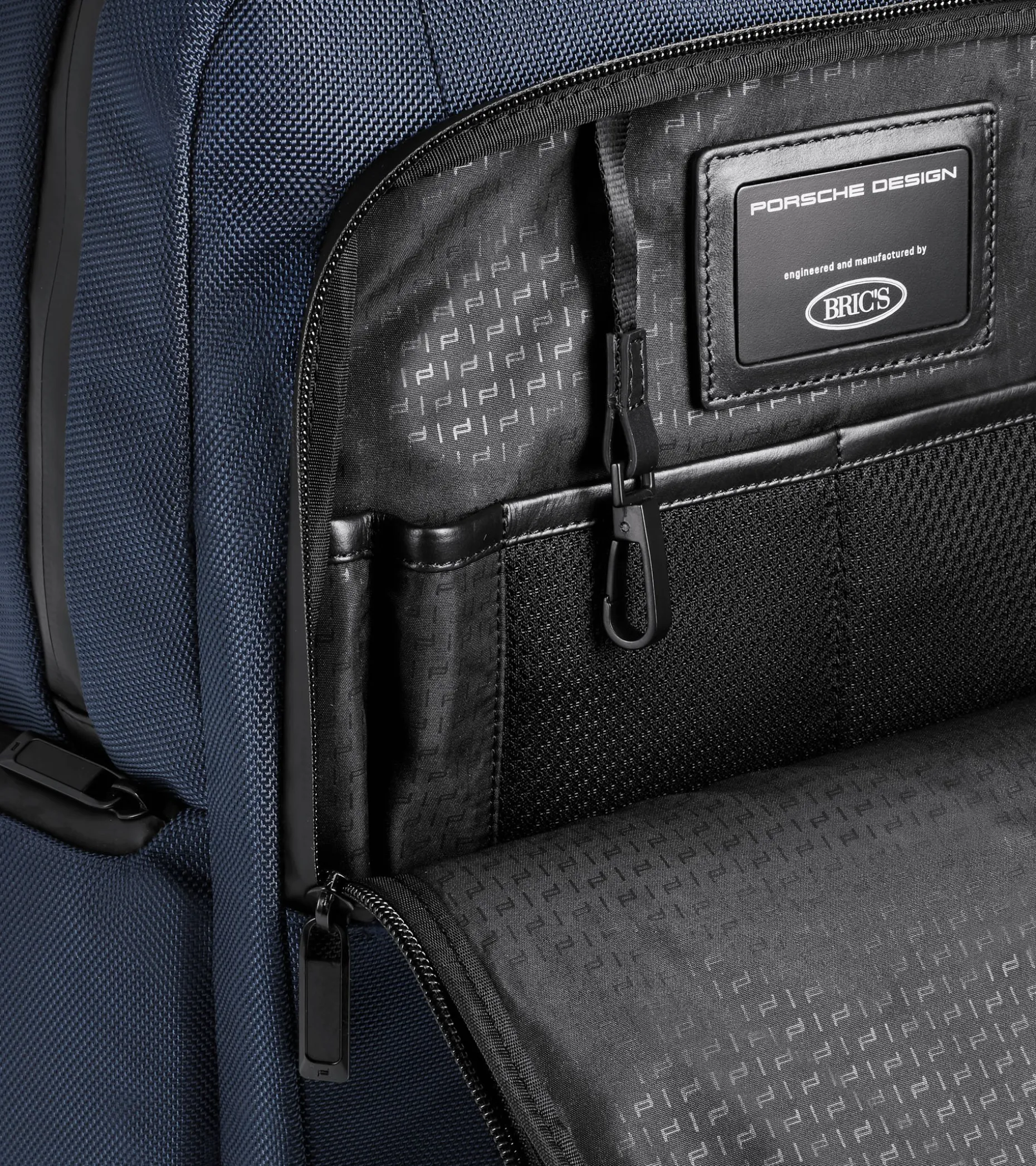 Roadster Pro Backpack L
