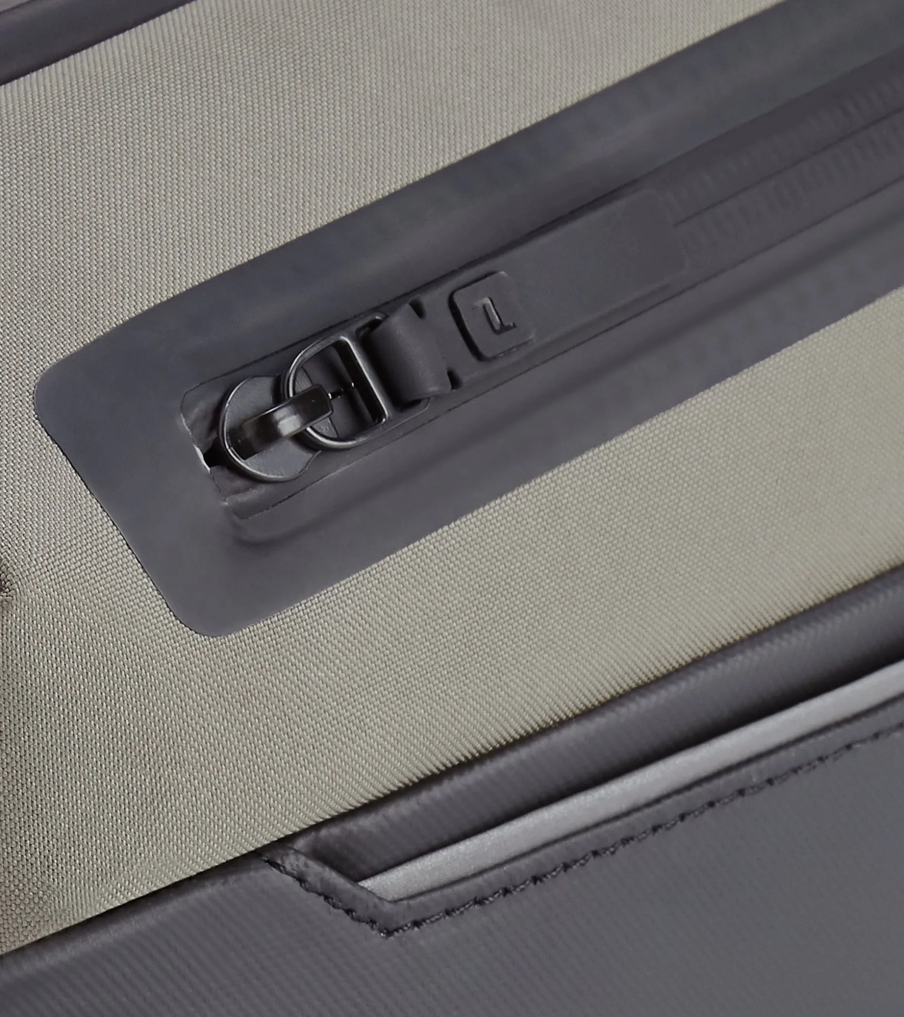 Urban Eco Washbag L